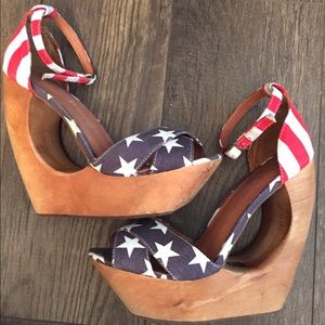 Jeffrey Campbell  ST⭐️RS & Stripes Platform Wedges