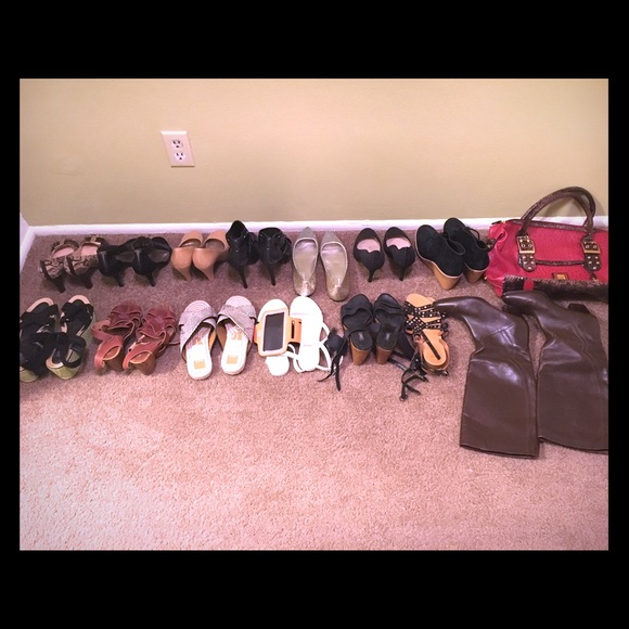 Shoes from comfort to work shoes from $15 - $30 - Picture 1 of 1