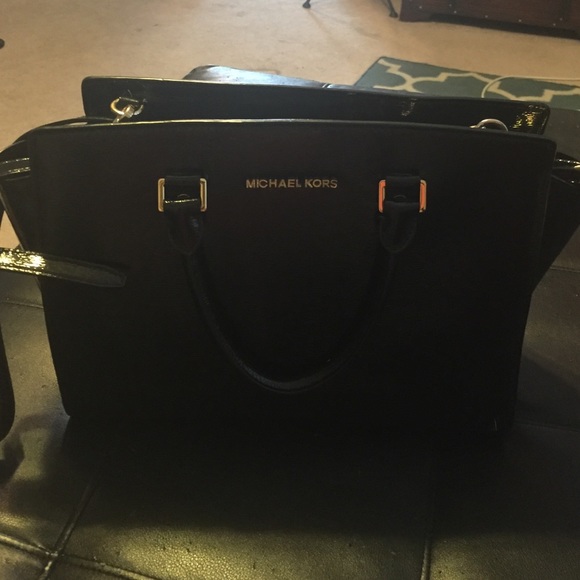 Michael Kors Patent leather tote