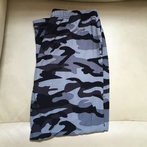 Buttery soft capri leggings