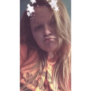 Meet your Posher, Taryn