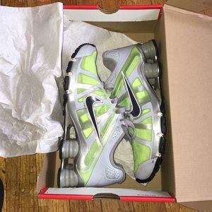 ❗️Nike Shox Size❗️6.5 Women's❗️