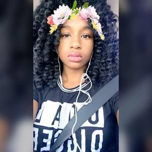 Meet your Posher, Erica