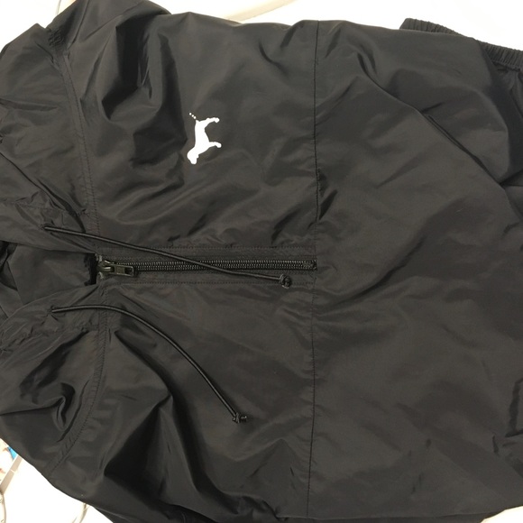 VS pink all black anorak!