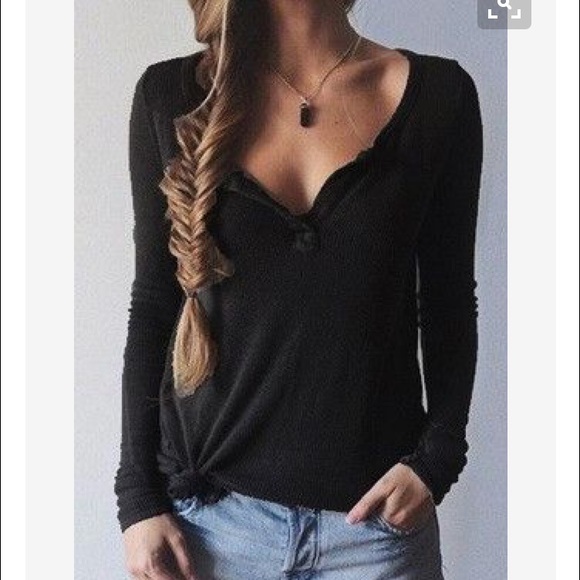 Tops - Black  T shirt T101