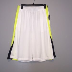 ☁️MEN'S NWT REEBOK SHORTS☁️