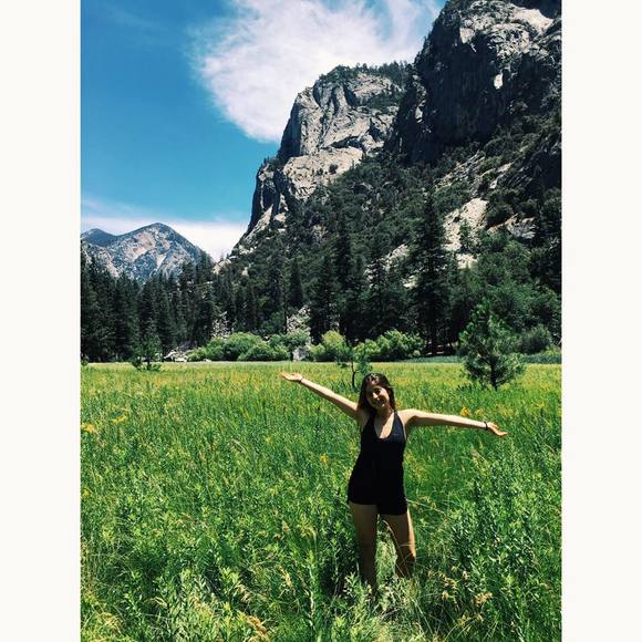 Meet your Posher, Anna - Picture 1 of 1