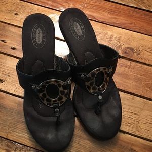 Final ⬇️ Dr Scholl's sandals Sz 8.5. EUC