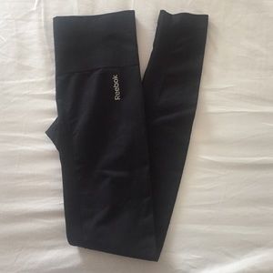 Reeboks Dri Fit pants/tights/leggings