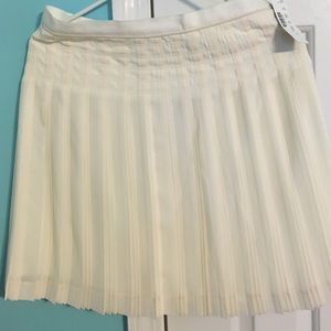 Jcrew stitched down pleated skirt size 6
