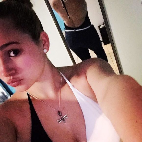 Meet your Posher, Lily