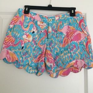 Lilly Pulitzer Peel n Eat Buttercup Short size 4