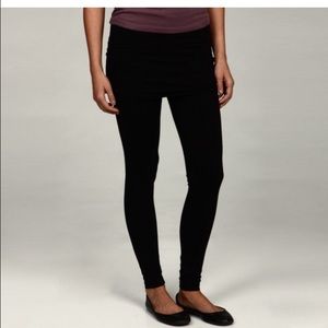 Calvin Klein legging skirted