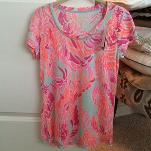 Lily Pulitzer Love birds tee, small, NWT