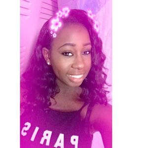 Meet your Posher, Vanessa