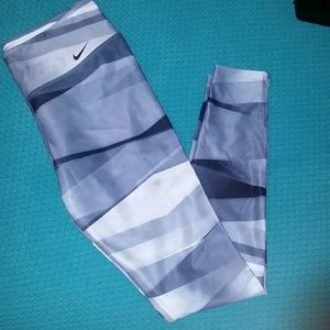 NIKE DRI-FIT LEGGINGS