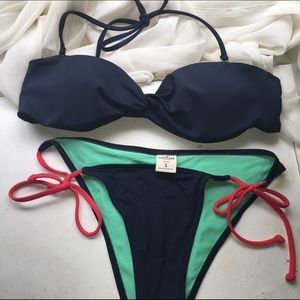 Hollister Swim Suit 👙