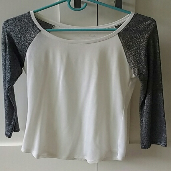American Eagle Long Sleeved Shirt