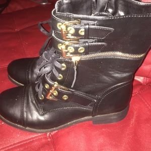 Combat boots. Only worn once