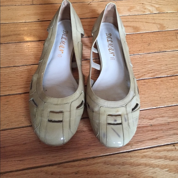 Delman flats size 7