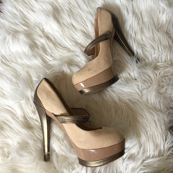 Jessica Simpson nude pumps suede