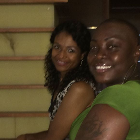 Meet your Posher, Eloise - Picture 1 of 1