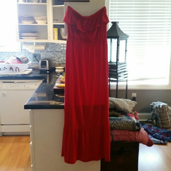 Red maxi