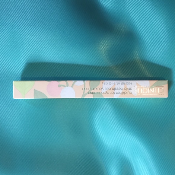 Clinique quickliner.
