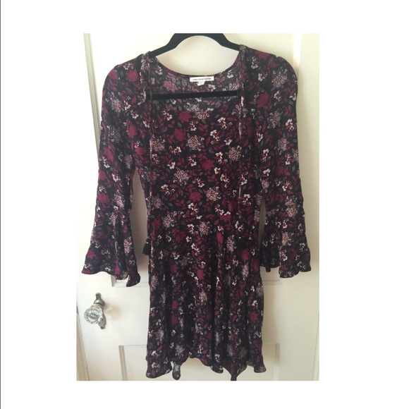 American Eagle Peasant Dress