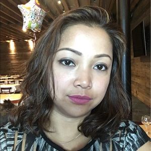 Meet your Posher, Rina