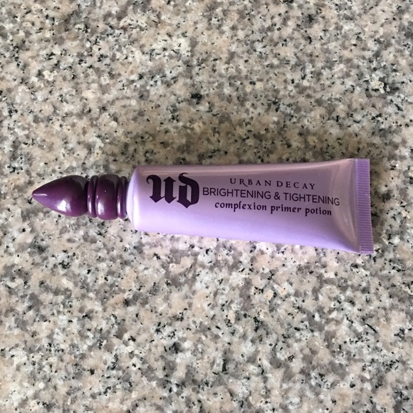 Urban Decay Brightening and Tightening Primer