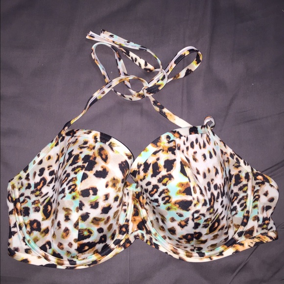 Victoria's Secret bathing suit top 38DD CHEETAH