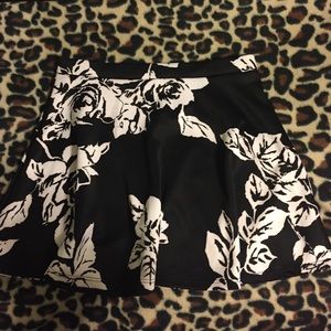 Black Skater Skirt (Juniors)