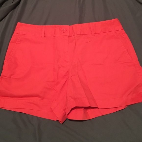 Ann Taylor Loft 4" shorts