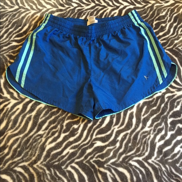 Blue athletic shorts with inside liner💙💙