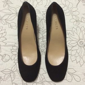 Talbots black suede pumps with chunky heel