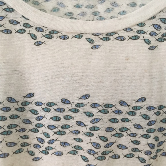 fish crop top. - Picture 2 of 2
