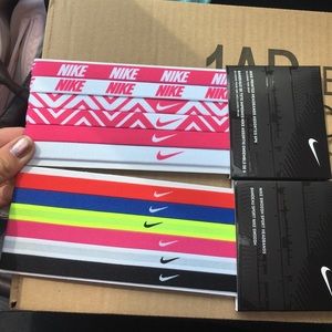 25$ worth of brand new nike headbands