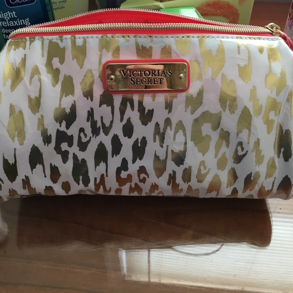 VS animal print cosmetic bag