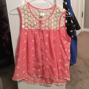 coral tank top