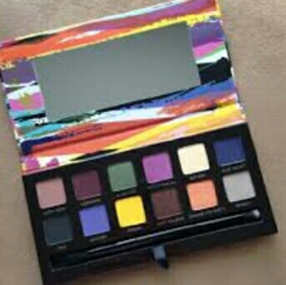 Anastasia Artist Palette