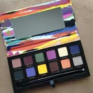 Anastasia Artist Palette