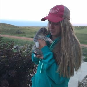 Meet your Posher, Annie