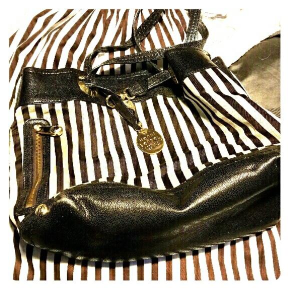 Henri bendel shoulder bag