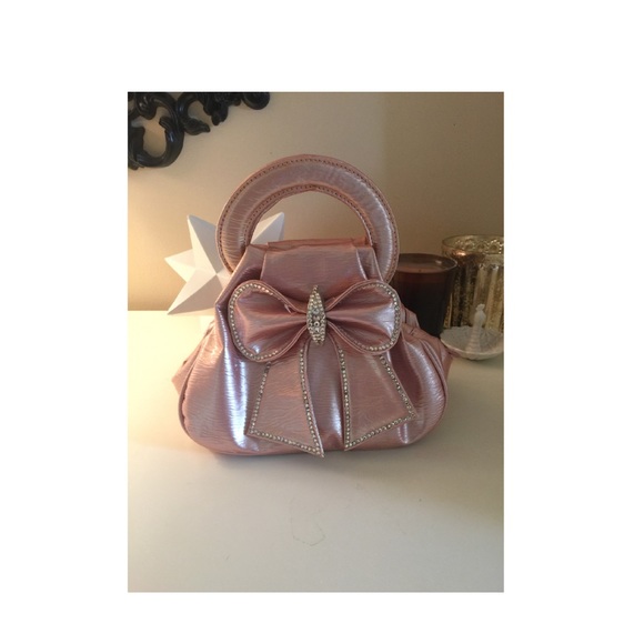 Pink bow bag