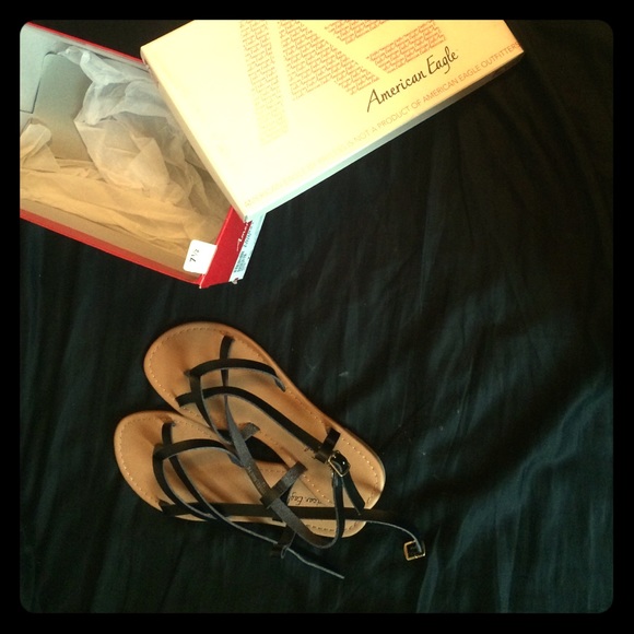 American eagle sandals