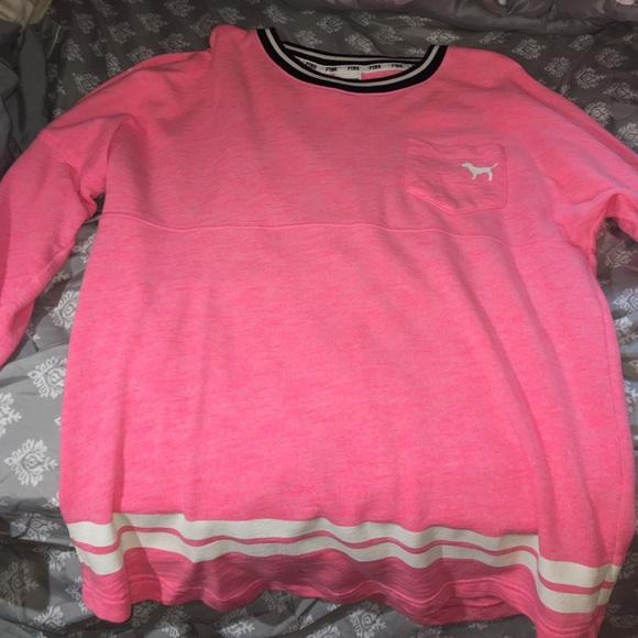 PINK Victoria Secret shirt (SOLD)