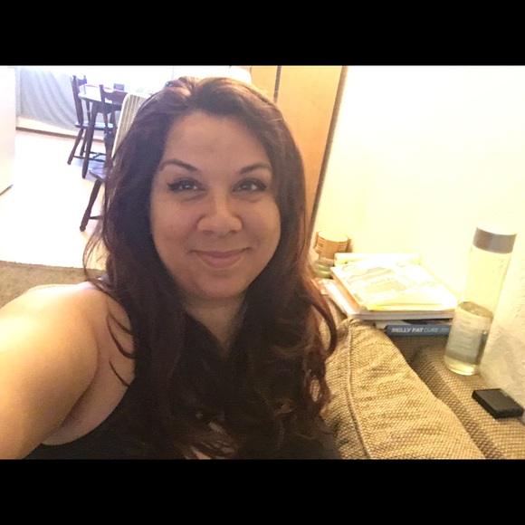 Meet your Posher, Marlo - Picture 3 of 4