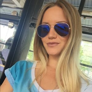 Meet your Posher, Ivana