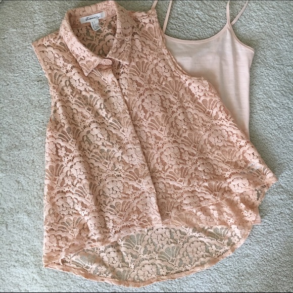 F21 Sleeveless Hi-Low Lace Blouse & Matching Cami